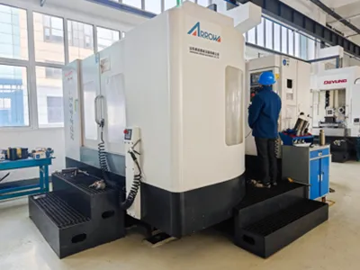 ورشة التشغيل باستخدام ماكينات CNC
